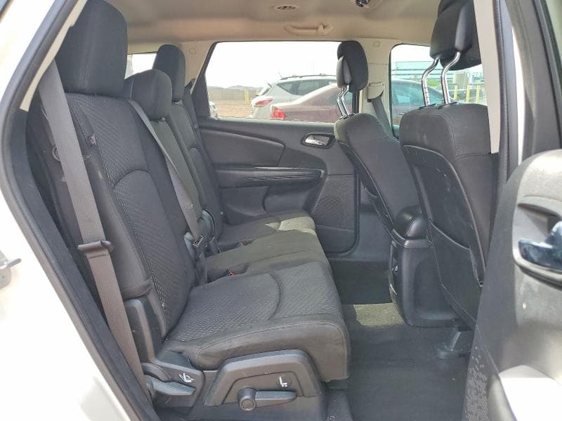 2020 DODGE JOURNEY SE 11