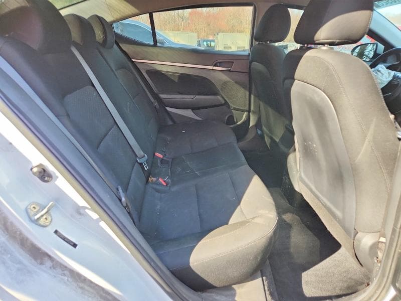 2019 HYUNDAI ELANTRA SEL 10