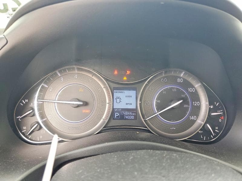 2017 INFINITI QX80 4D 4X4 9