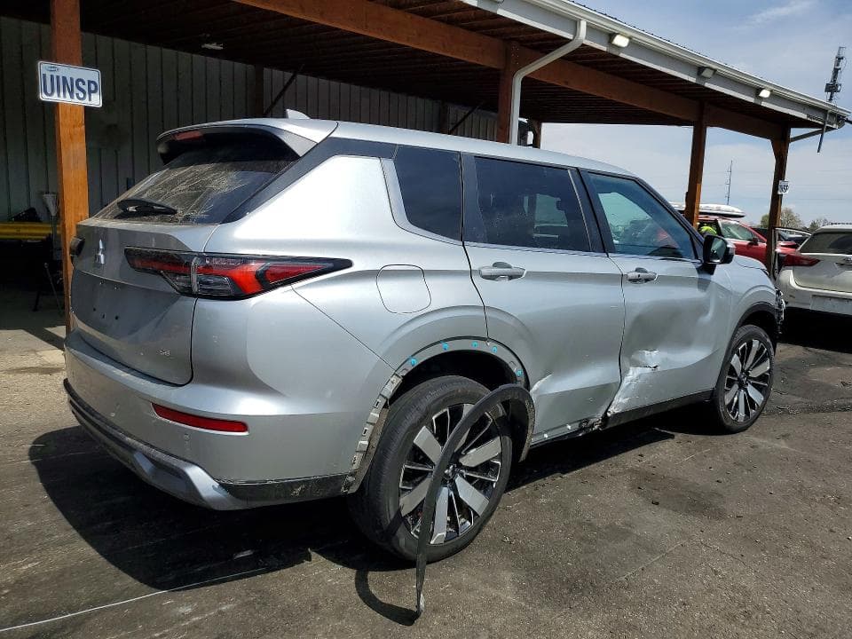 2025 MITSUBISHI OUTLANDER SE 3