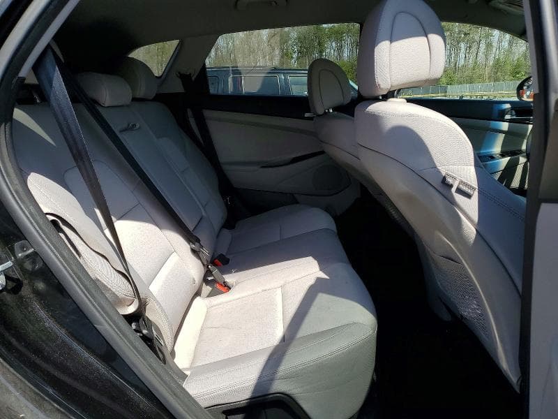 2017 HYUNDAI TUCSON SE SE 11