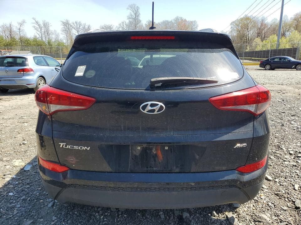 2017 HYUNDAI TUCSON SE SE 6