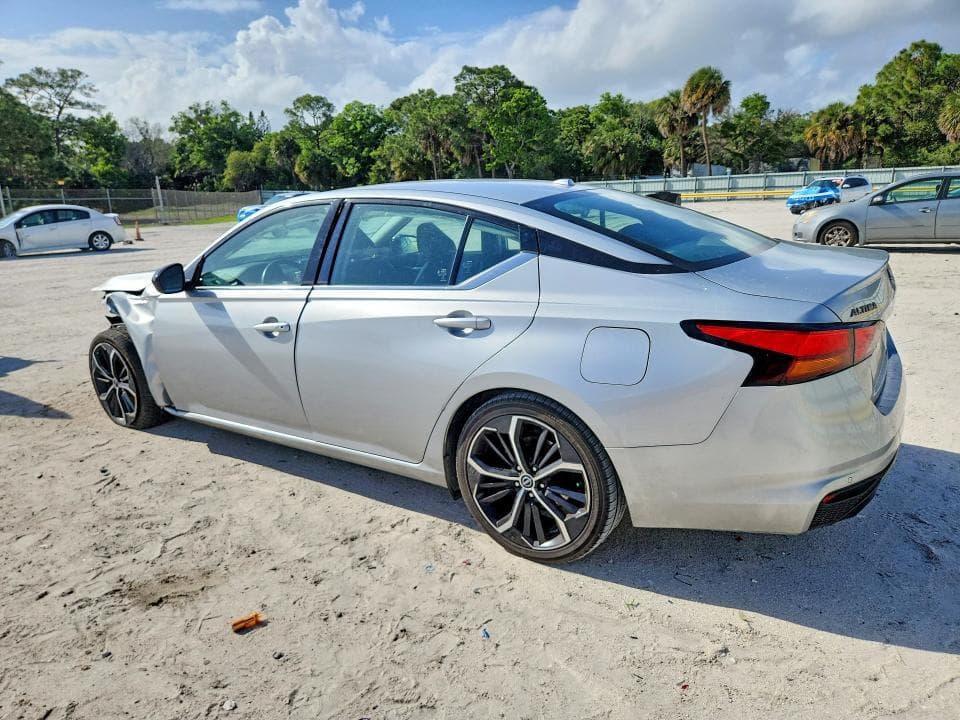 2023 NISSAN ALTIMA 2.5 SR 2