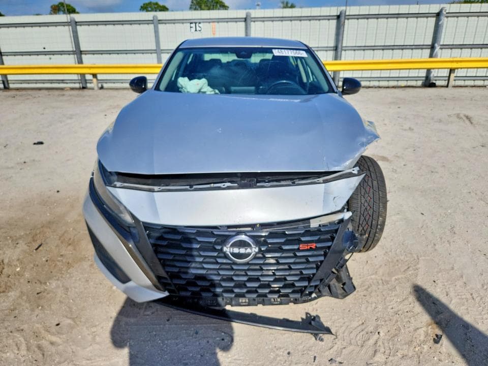 2023 NISSAN ALTIMA 2.5 SR 5