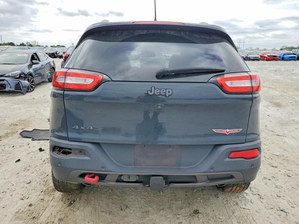 2018 JEEP CHEROKEE TRAILHAWK 6