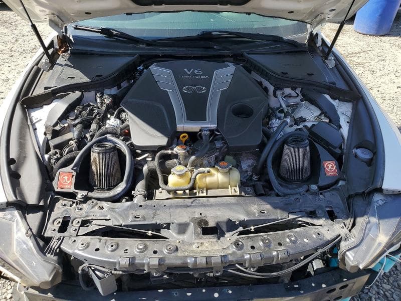 2018 INFINITI Q60 RED SPORT 400 11
