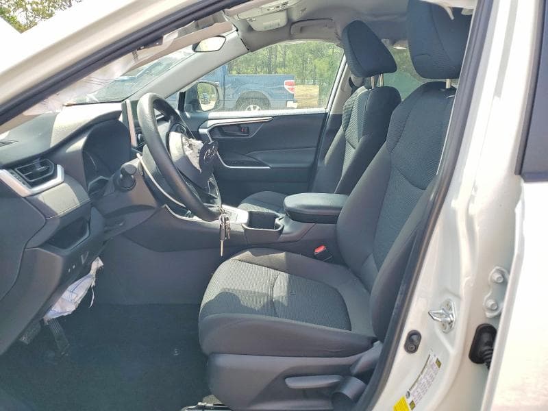 2025 TOYOTA RAV4 LE 7