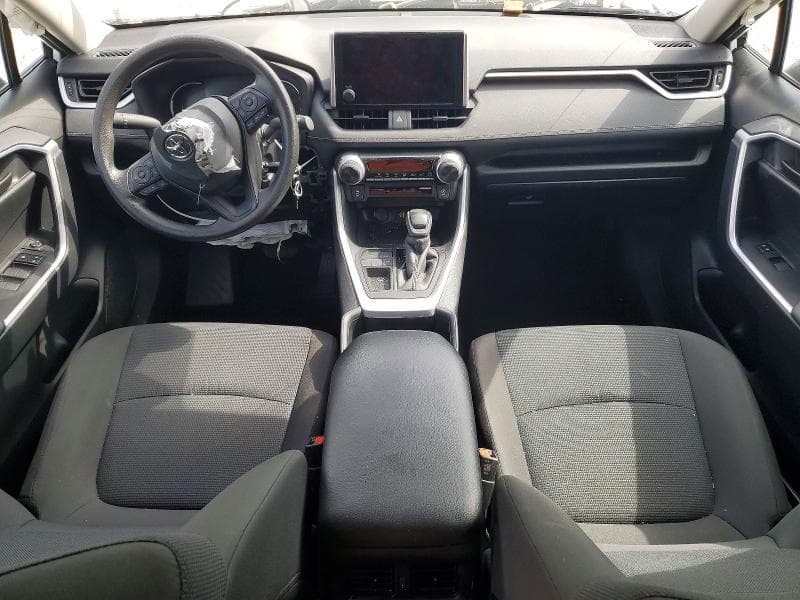 2025 TOYOTA RAV4 LE 8