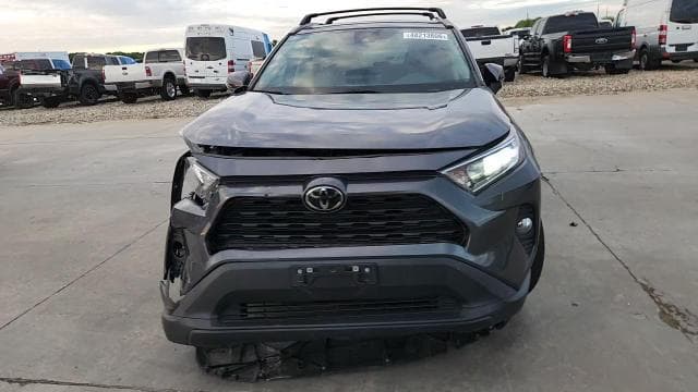 2021 TOYOTA RAV4 XLE XLE 14