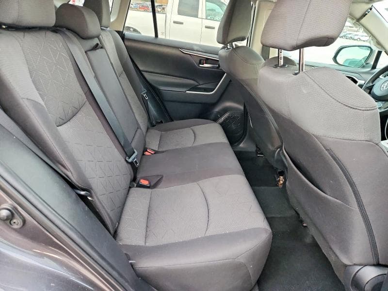 2021 TOYOTA RAV4 XLE XLE 10