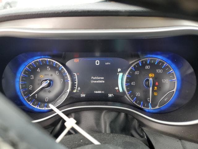 2017 CHRYSLER PACIFICA LIMITED 9