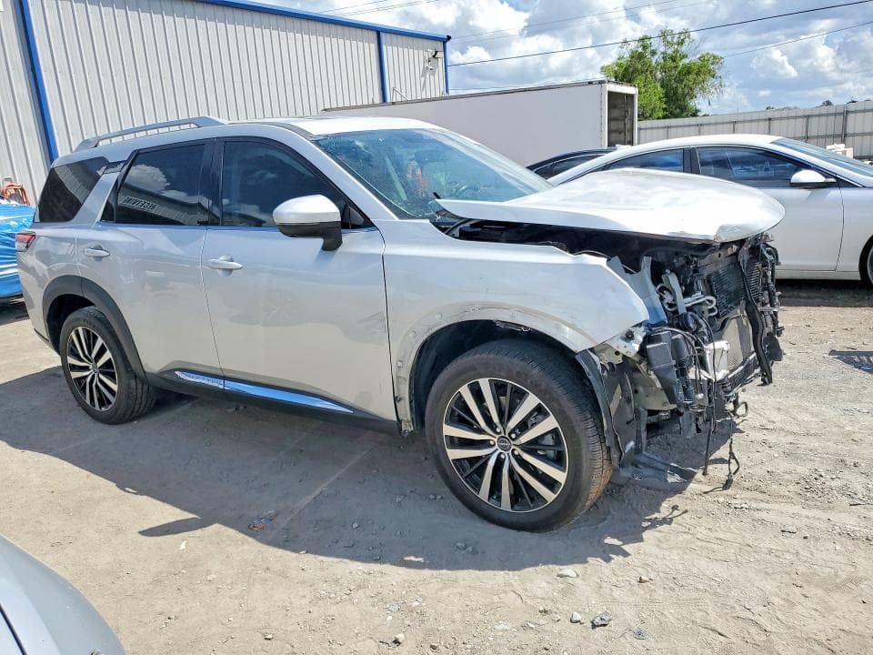 2023 NISSAN PATHFINDER PLATINUM 4