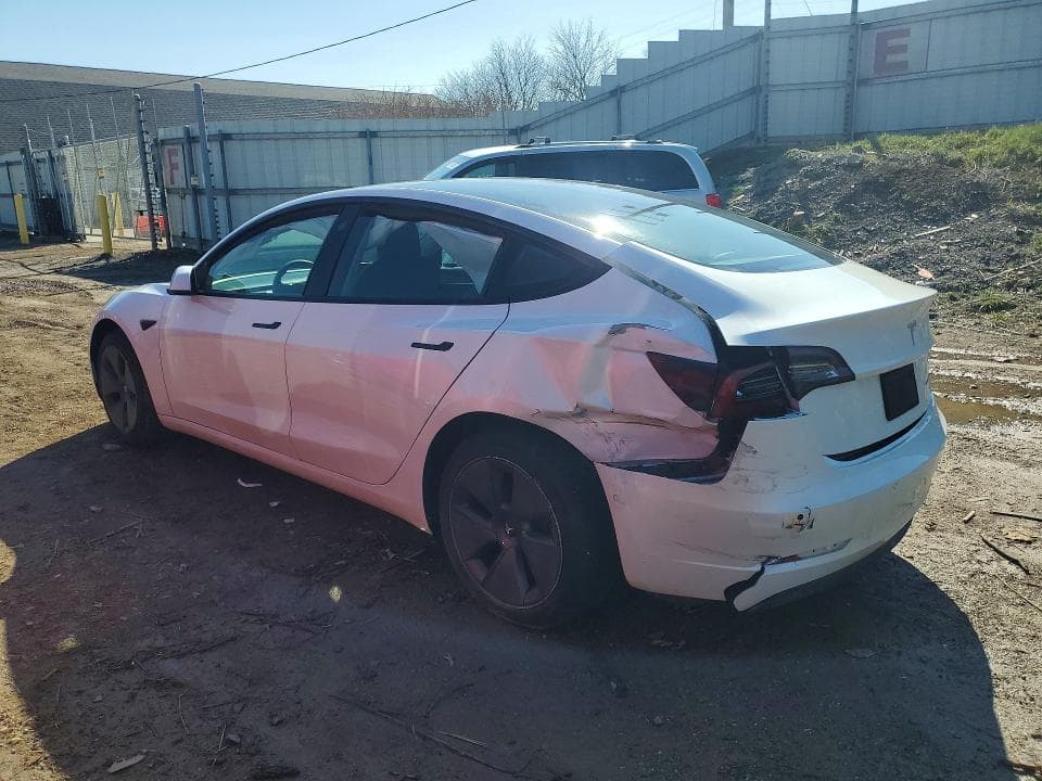 2022 TESLA MODEL 3 2