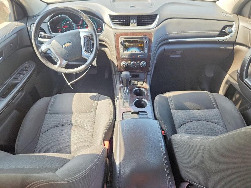 2017 CHEVROLET TRAVERSE LT LT 9