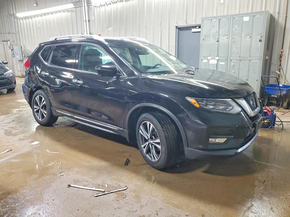2017 NISSAN ROGUE SL 4