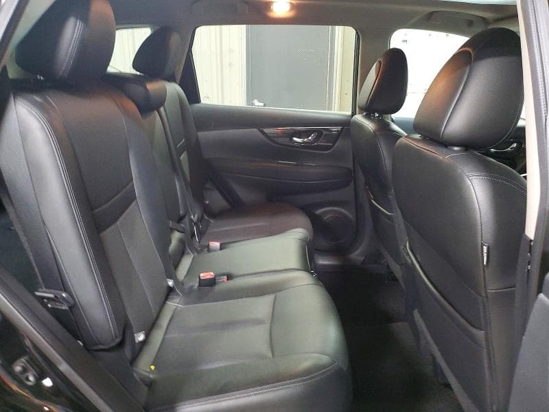 2017 NISSAN ROGUE SL 10