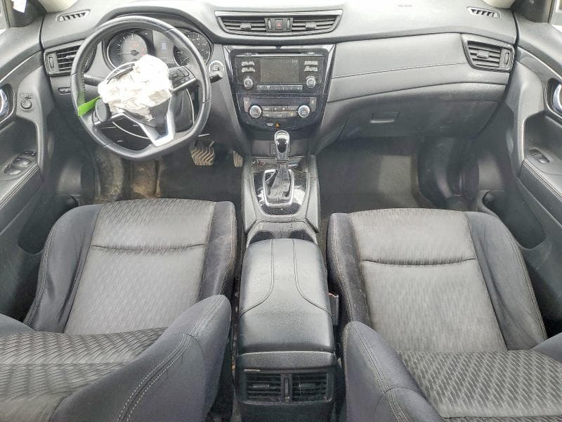 2017 NISSAN ROGUE SV 8