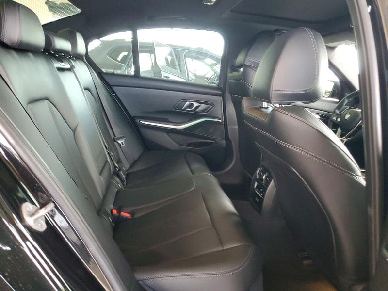 2024 BMW 330I 10
