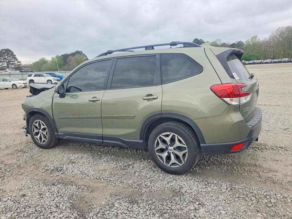 2021 SUBARU FORESTER PREMIUM 2