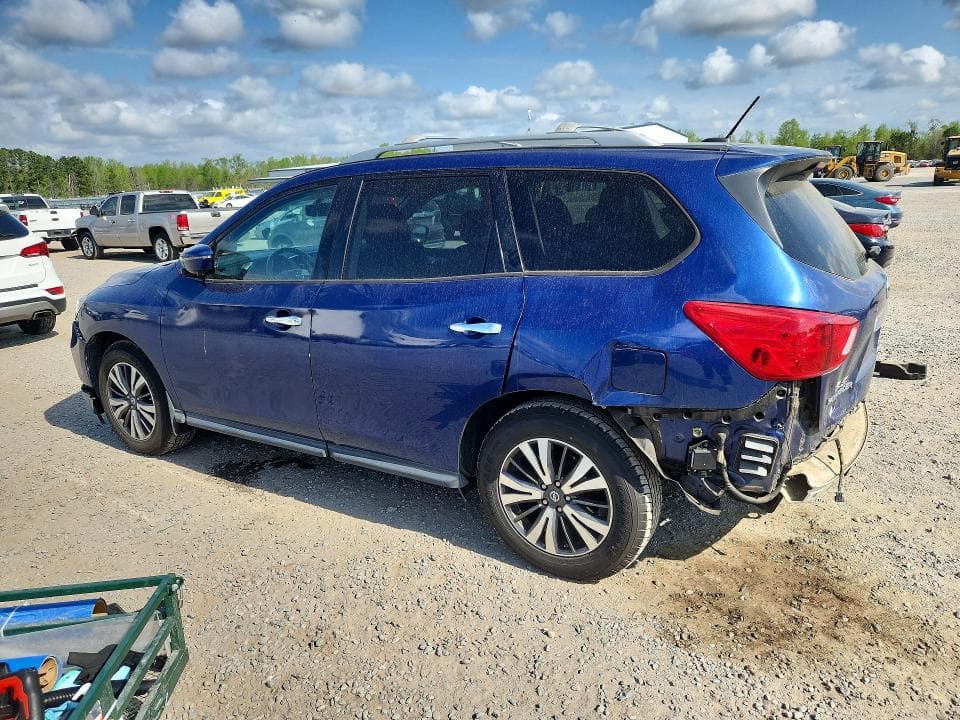 2017 NISSAN PATHFINDER SL 2