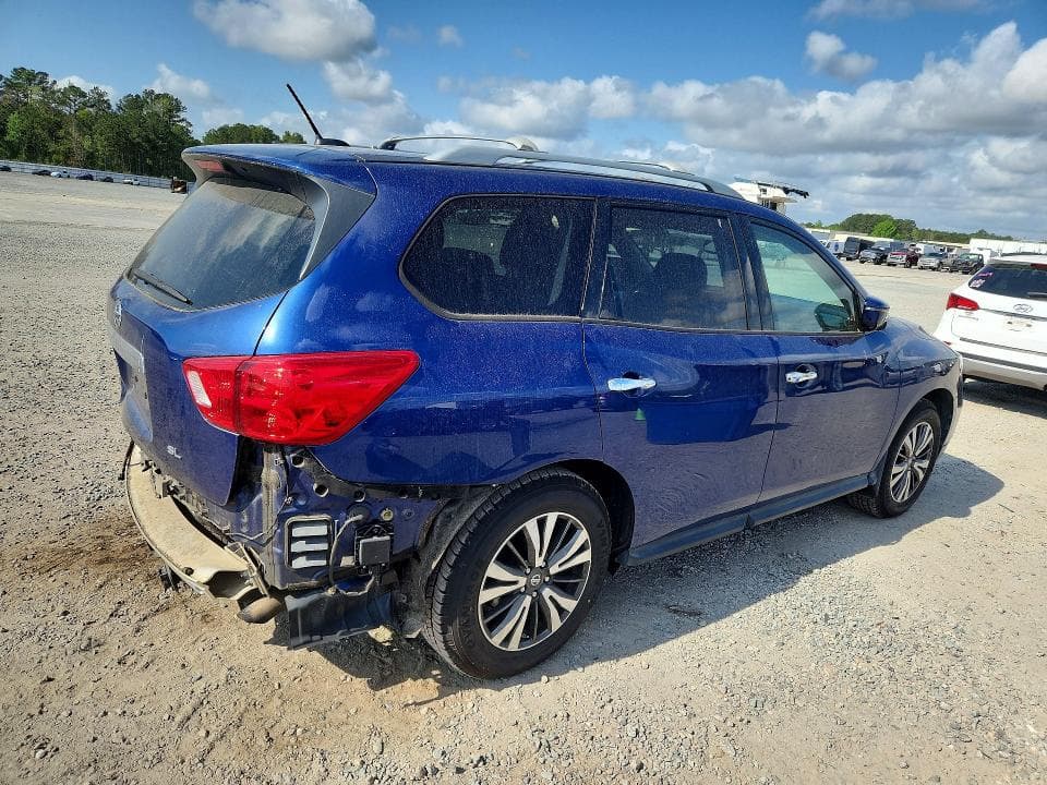 2017 NISSAN PATHFINDER SL 3