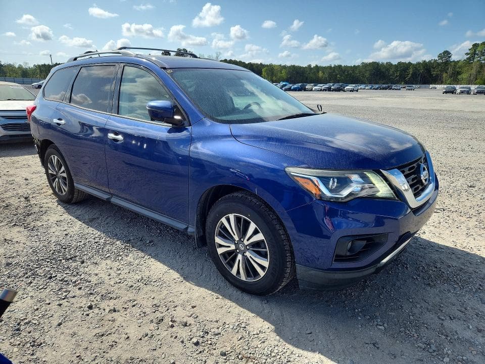 2017 NISSAN PATHFINDER SL 4
