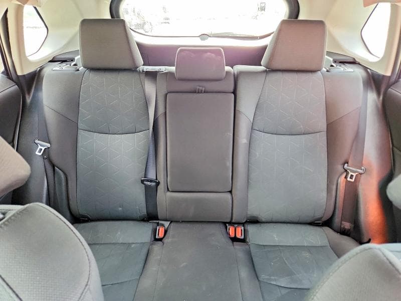 2025 TOYOTA RAV4 XLE 10