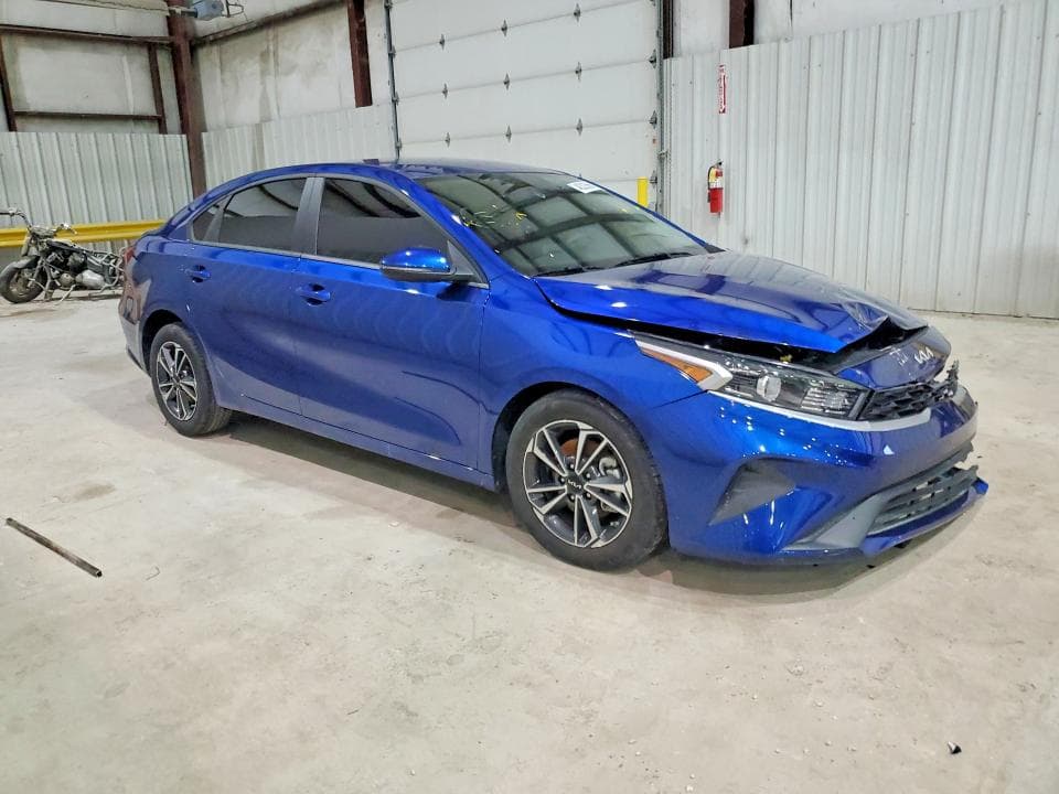 2024 KIA FORTE LXS 4