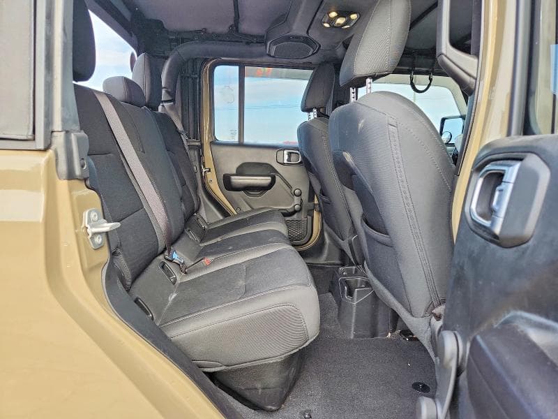 2020 JEEP GLADIATOR SPORT 10