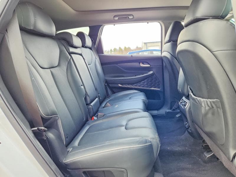 2022 HYUNDAI SANTA FE LIMITED 11