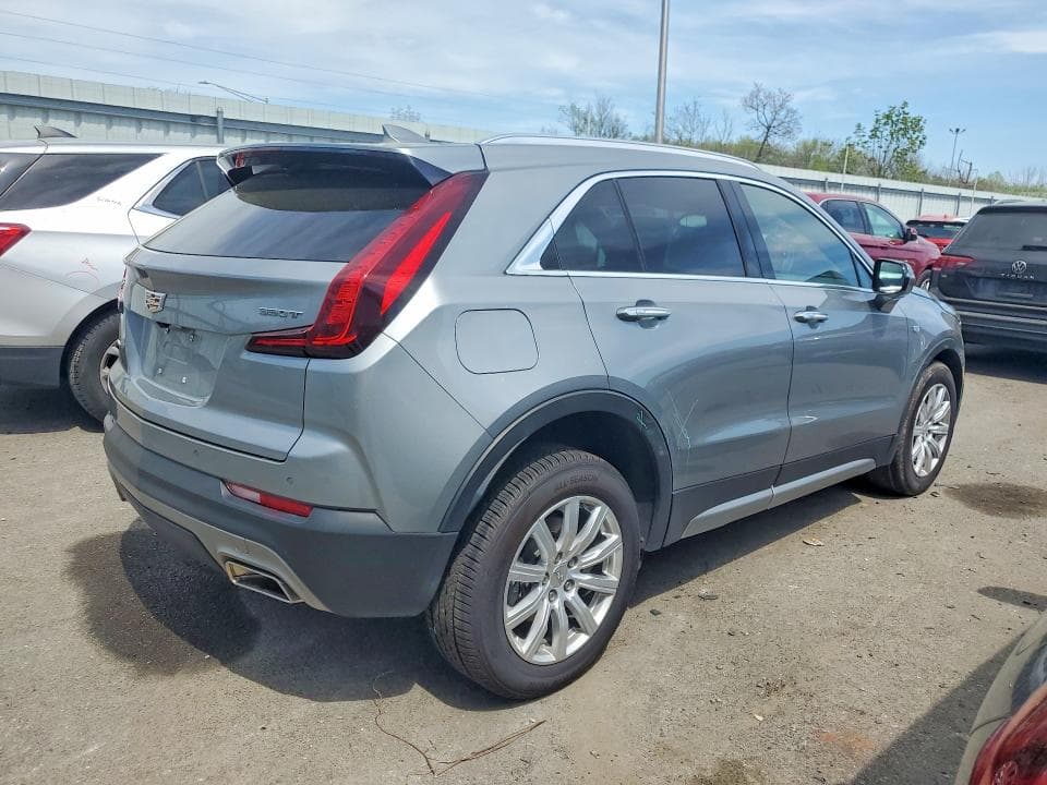 2023 CADILLAC XT4 PREMIUM LUXURY 3