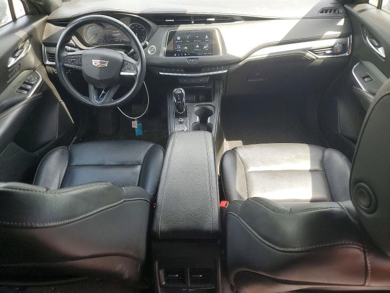 2023 CADILLAC XT4 PREMIUM LUXURY 8