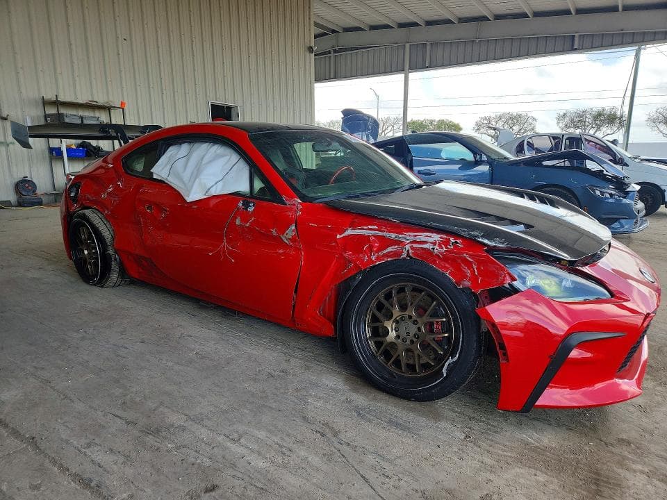 2022 TOYOTA GR86 BASE 4
