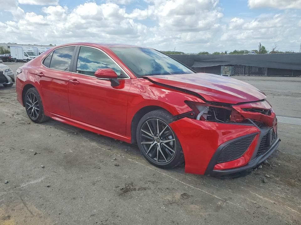 2023 TOYOTA CAMRY SE 4