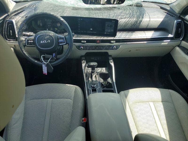 2024 KIA SORENTO 8
