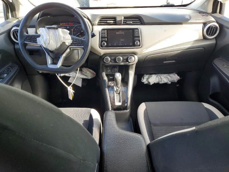 2020 NISSAN VERSA SV 8
