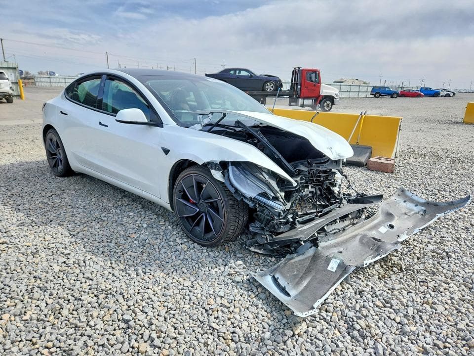 2024 TESLA MODEL 3 4
