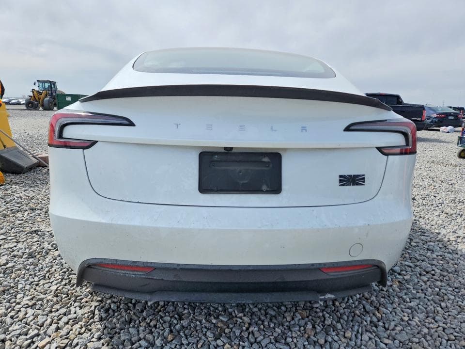 2024 TESLA MODEL 3 6