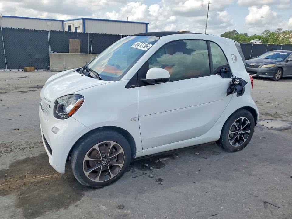 2017 SMART FORTWO - 1