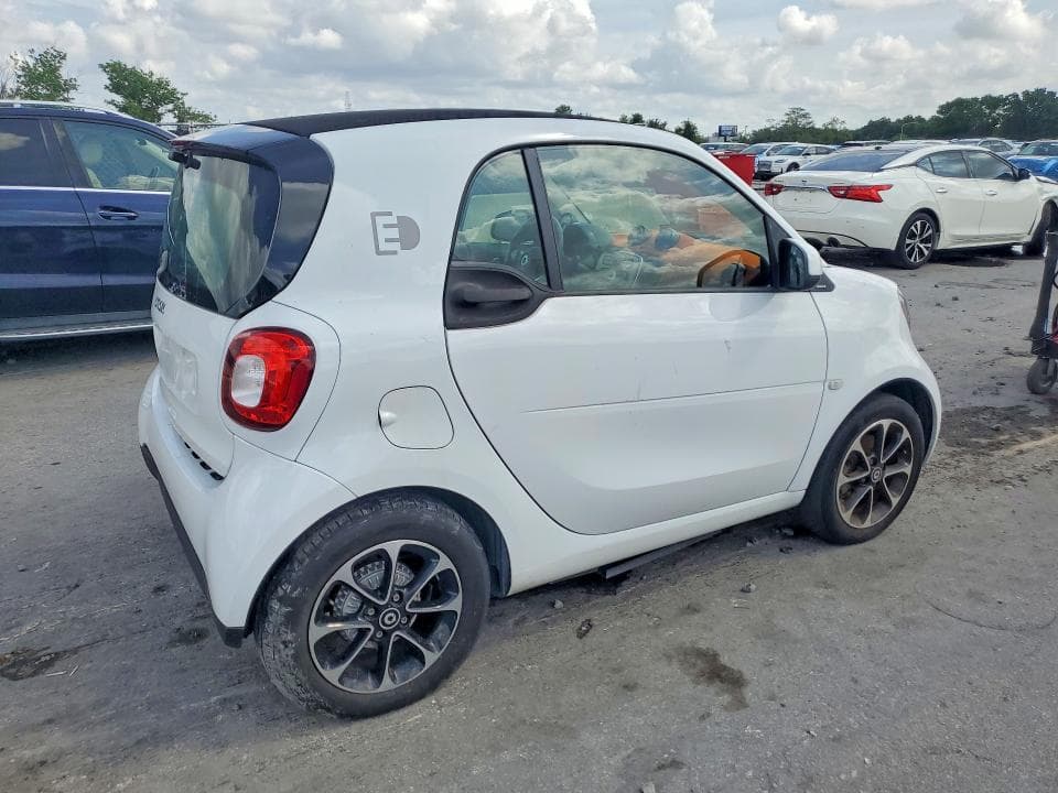 2017 SMART FORTWO 3