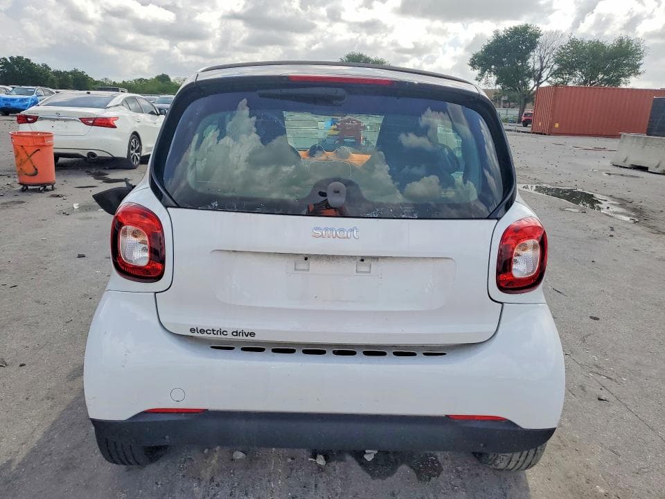 2017 SMART FORTWO 6