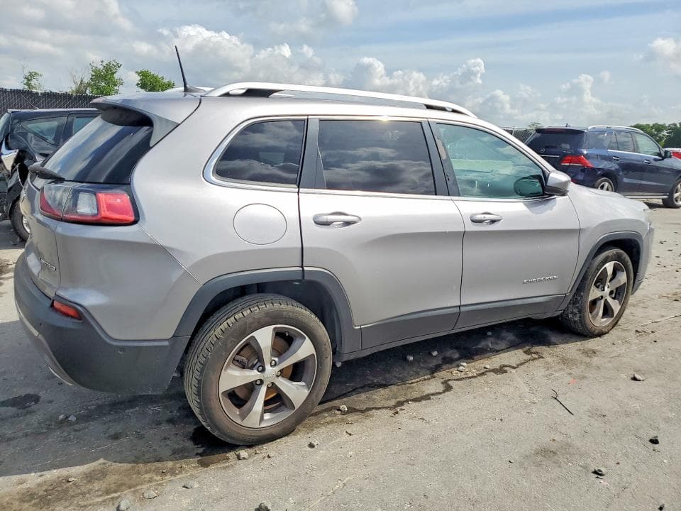2021 JEEP CHEEROKEE 3