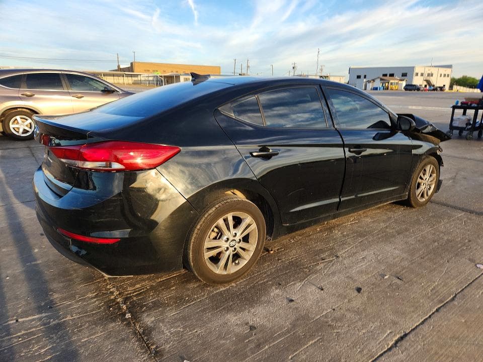 2018 HYUNDAI ELANTRA SEL 3