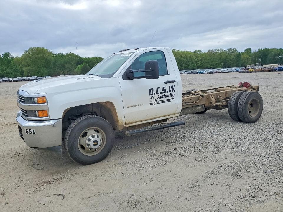 2017 CHEVROLET SILVERADO C3500 - 1