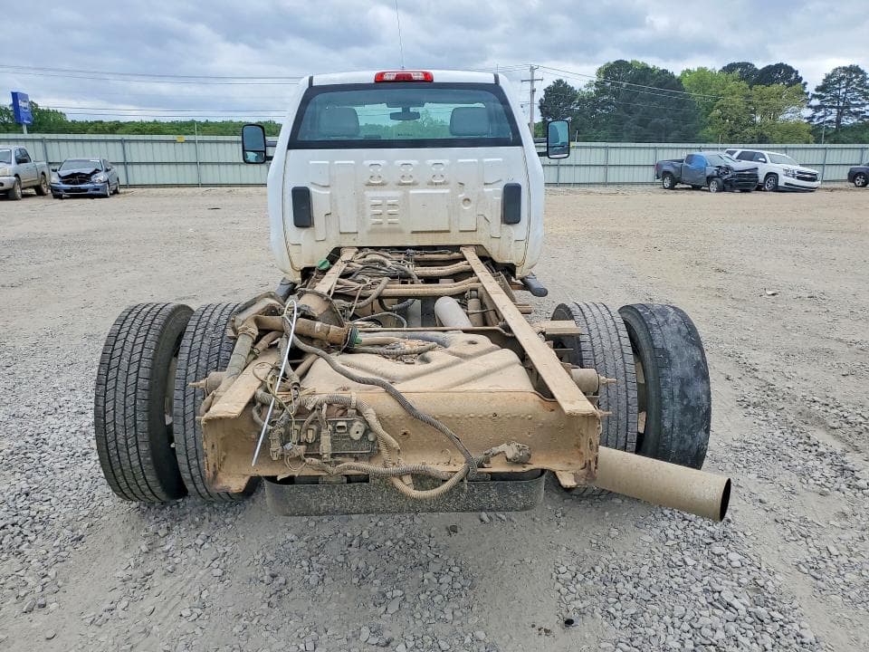 2017 CHEVROLET SILVERADO C3500 6