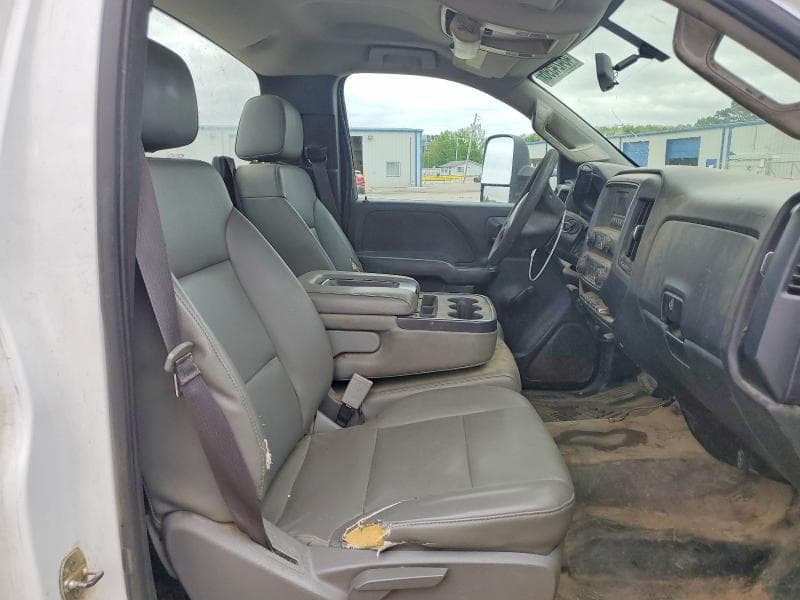 2017 CHEVROLET SILVERADO C3500 10