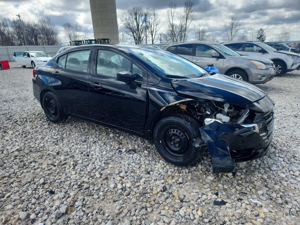2023 NISSAN VERSA S 4