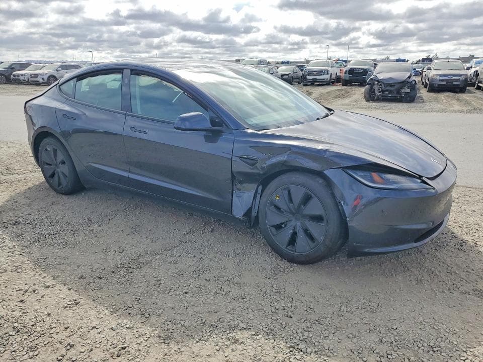 2025 TESLA MODEL 3 4