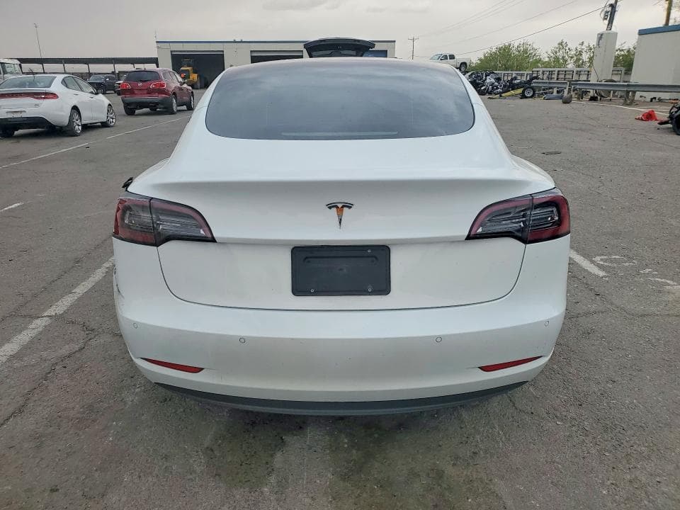 2022 TESLA MODEL 3 6