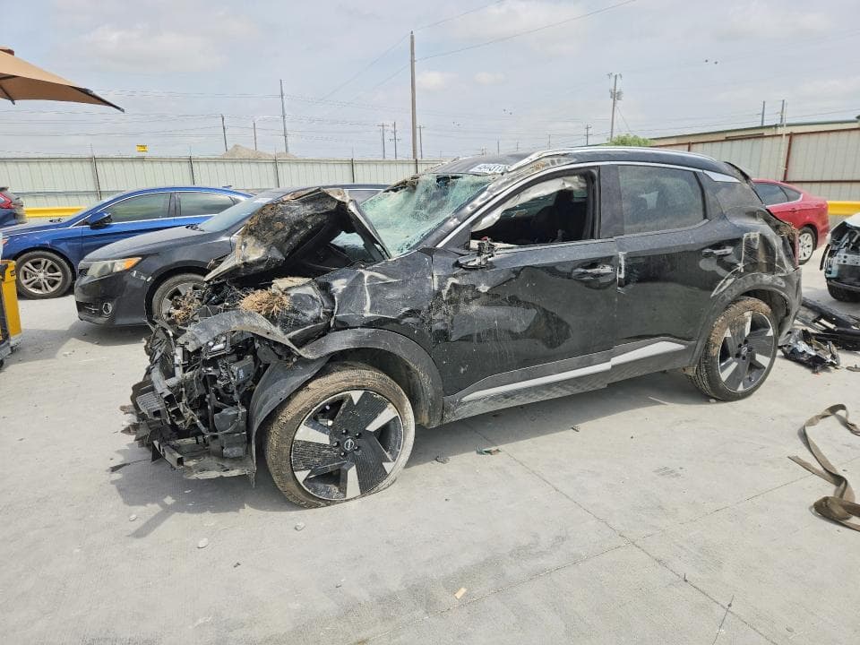2025 NISSAN KICKS SR - 1